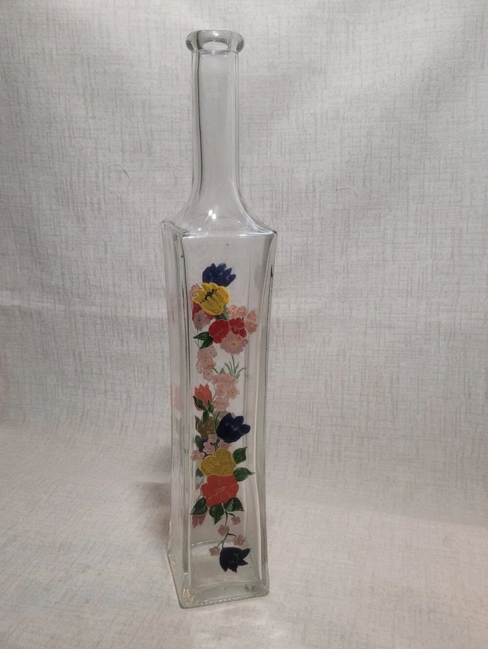 Vintage Avon Glass Flower Bud Vase 7.75